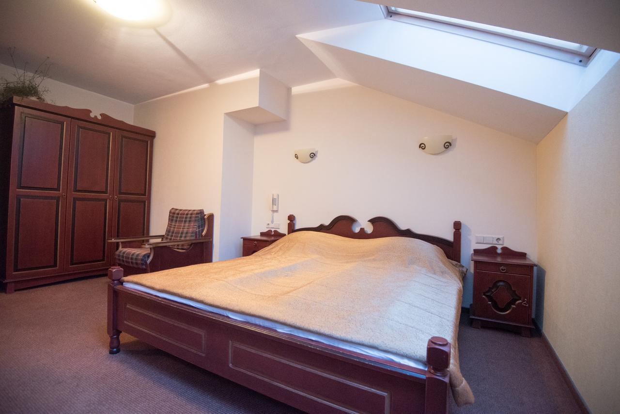 Guest House Lotus 帕兰加 外观 照片